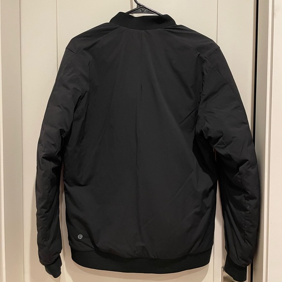 Men's Lululemon Black Bomber Jacket - Picture 4 of 5
